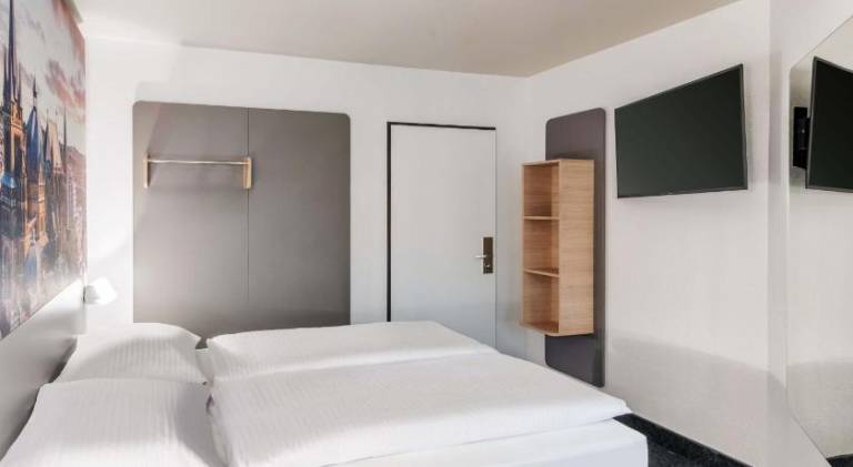 B&B HOTEL Aachen-Hbf — photo 2