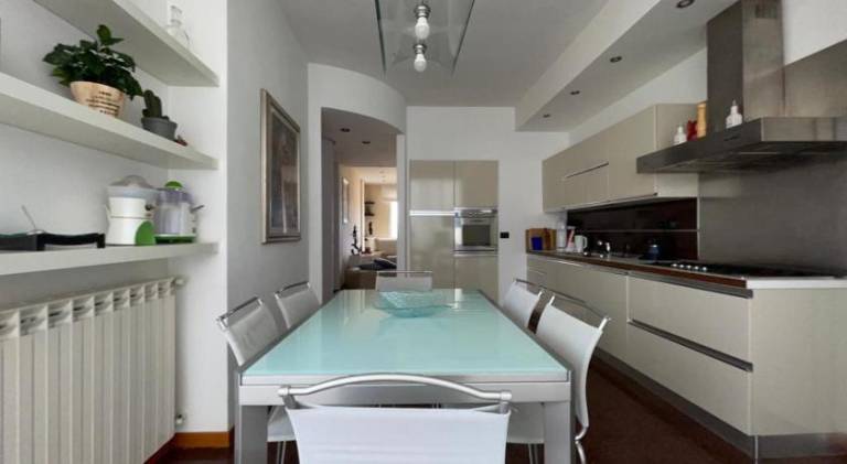 Charming beach front apartment — photo 2