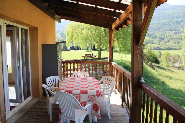Gite with barbecue, yard & terrace — photo 4