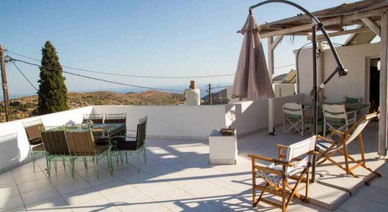 Beautiful house with patio & yard | Suitable for remote work | Pets allowed in Ierapetra
