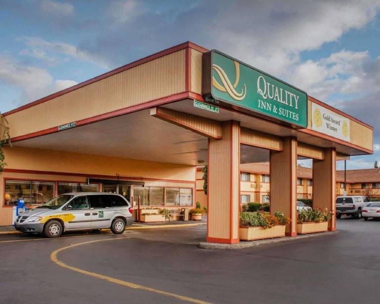 Quality Inn & Suites Medford Airport in Medford, OR