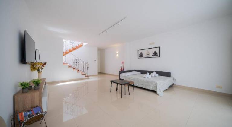 Apartment with 1 room for 6 persons — photo 2