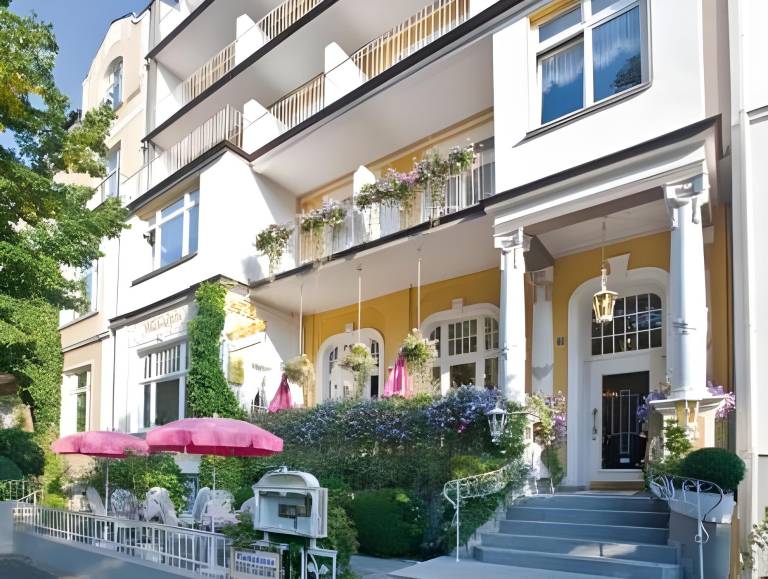 Privat-Hotel Villa Aurora in Bad Neuenahr-Ahrweiler