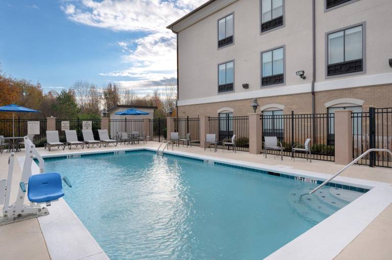 Holiday Inn Express Hotel & Suites Prattville South By IHG — photo 4