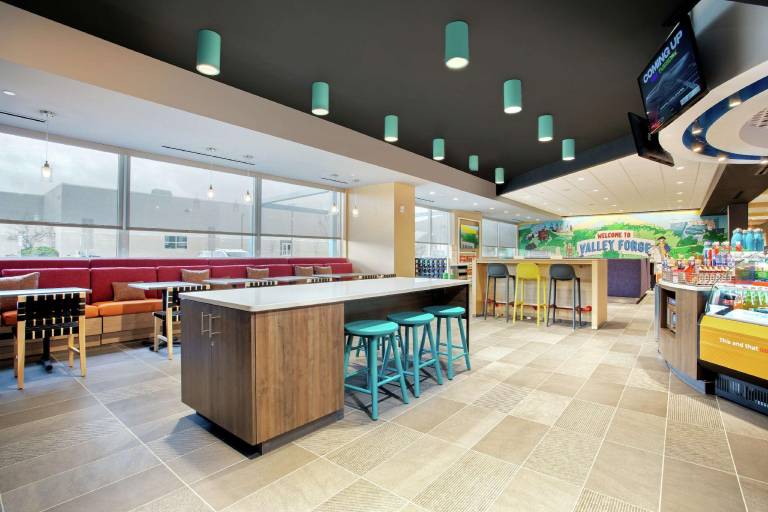 Tru by Hilton Audubon Valley Forge — photo 2