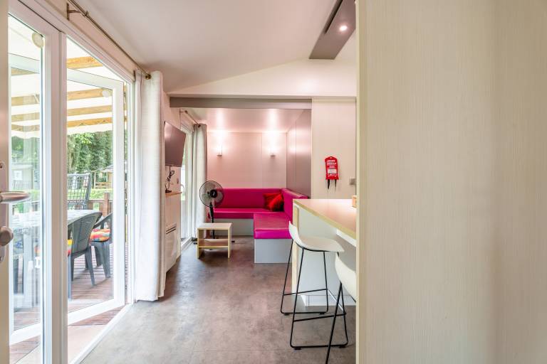 Apartment 'Lydia's Mobile Home' with Shared Pool, Private Terrace and Private Garden — photo 3