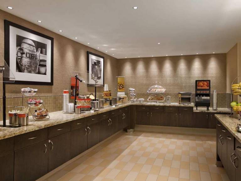 Hampton Inn & Suites Annapolis — photo 5
