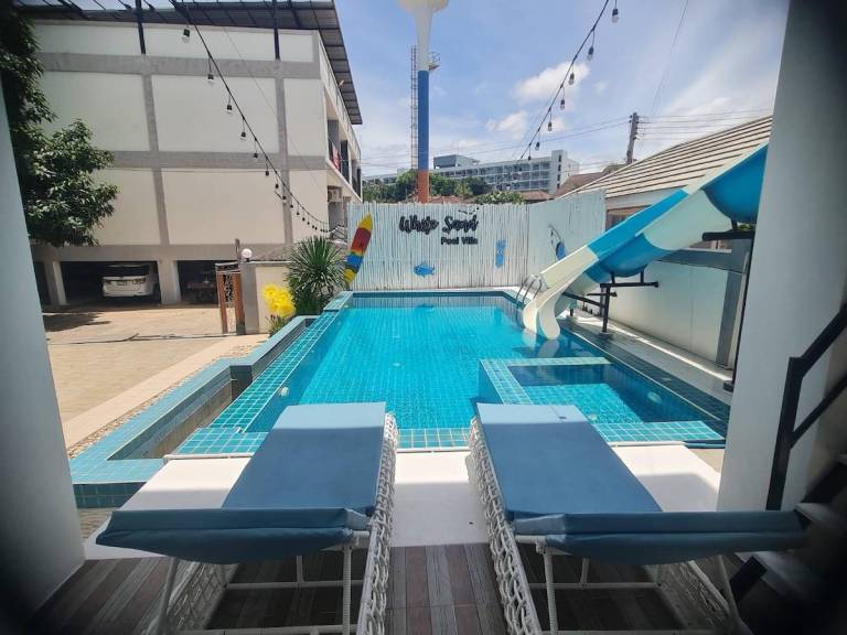 House with barbecue, pool & hot tub | Good for workation | Pets allowed — photo 4