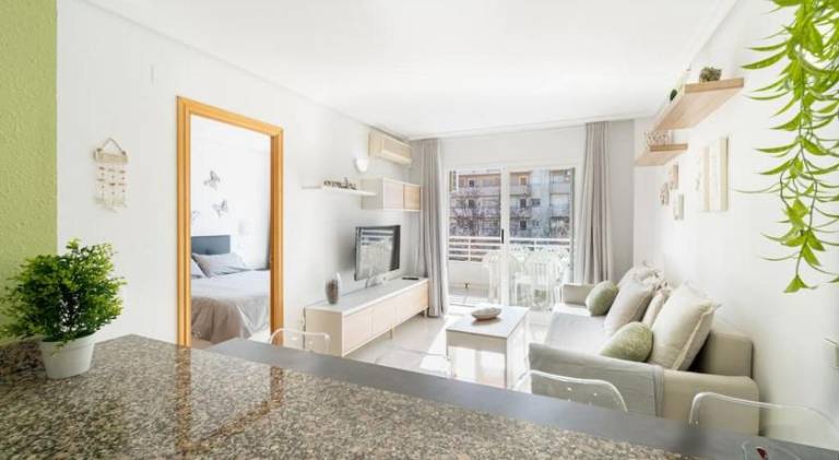 Apartment with pool | Close to the beach | Pets allowed in Cambrils