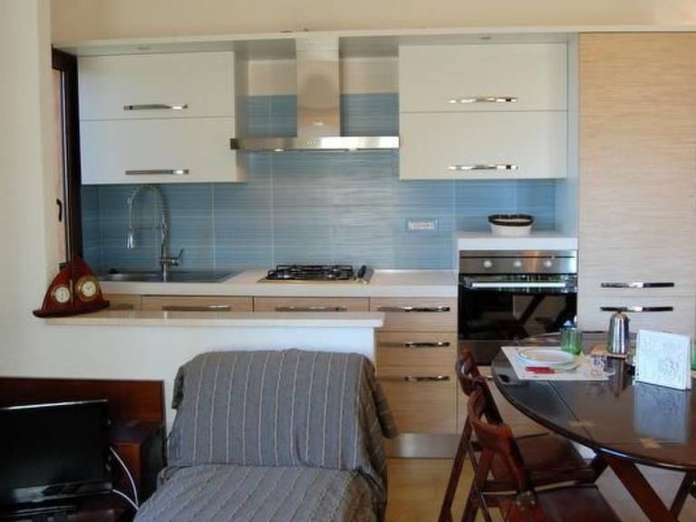 Holiday apartment with patio & grill — photo 5