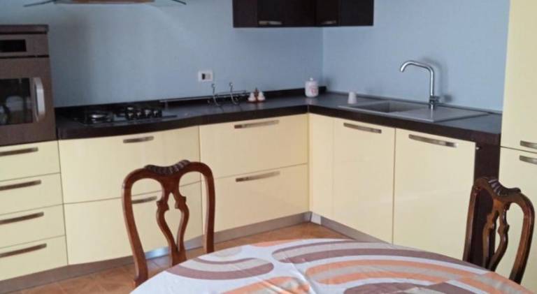 Rental apartment with 1 room for 4 persons in Fano