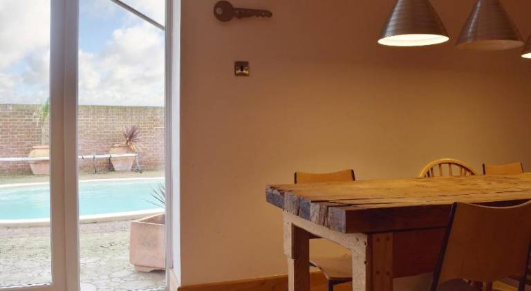 Vacation home with pool | Dogs allowed — photo 5