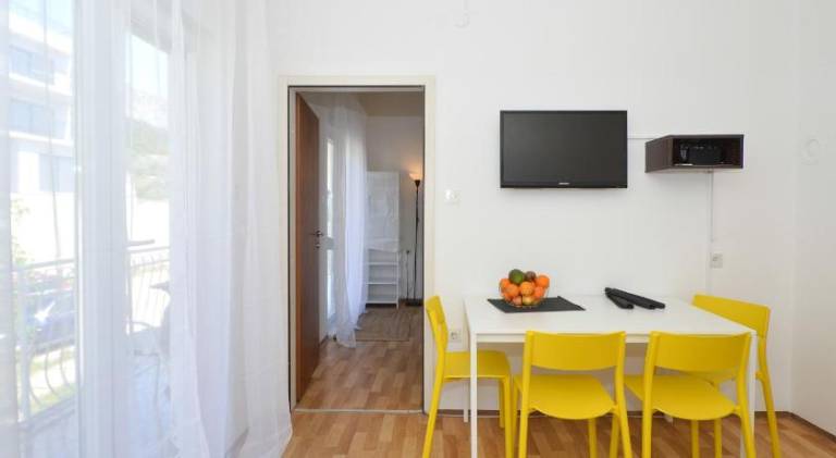 Wonderful apartment with garden, patio & grill | Pets are welcome — photo 3