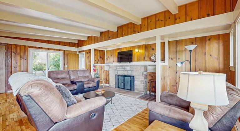 Ample house | Beach nearby | Pets are welcome — photo 2