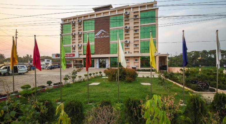 Hotel Ali Plaza