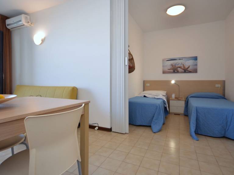 Beautiful holiday apartment with terrace & pool | Close to the beach | Pet-friendly — photo 5