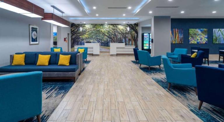 La Quinta Inn & Suites by Wyndham Tifton — photo 2