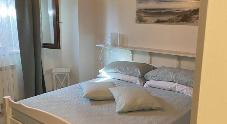 Vacation home with terrace & yard | Dogs allowed in Carrara