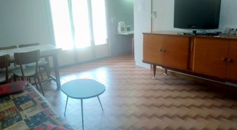 Rental apartment with pool — photo 2