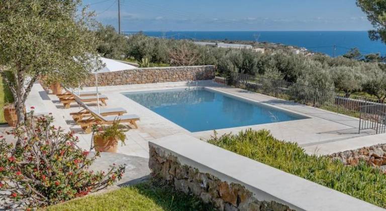 Villa with patio, garden & private pool in Ierapetra