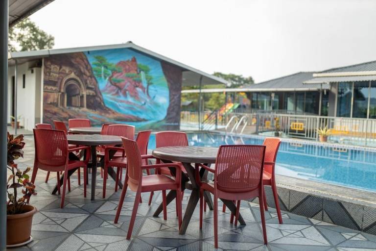 Canal Touch Resort - Karjat — photo 4