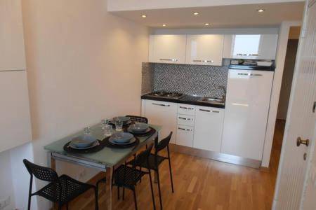 Apartment with 1 room for 4 persons — photo 3