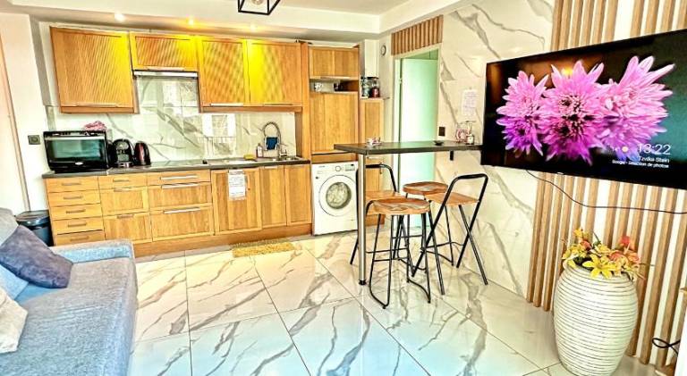 Apartment with 2 rooms for 4 persons — photo 3