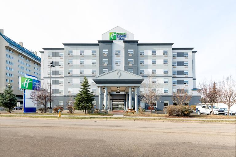 Holiday Inn Express Hotel & Suites-Edmonton South By IHG in Edmonton, AB