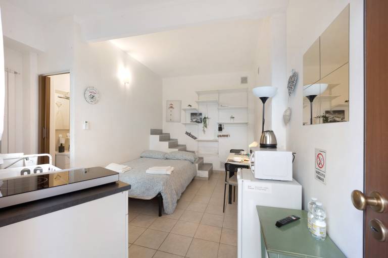 Il Gattino Di Sanremo 2 with Shared Terrace, Wi-Fi and Air Conditioning — photo 2