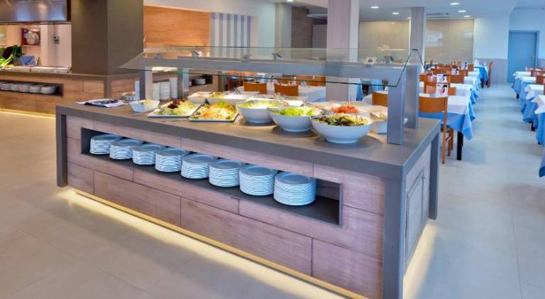 Children-friendly serviced apartment with pool & terrace | Pets are welcome — photo 5