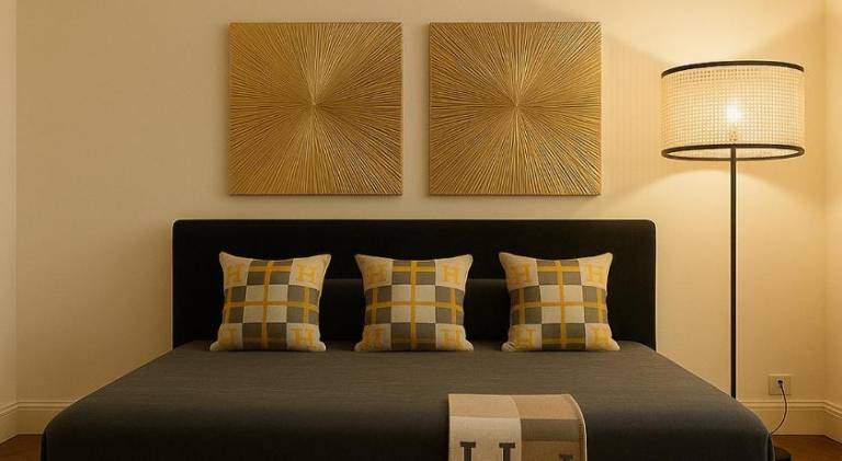Holiday apartment | Next to Arc de Triomphe | Pet-friendly — photo 2