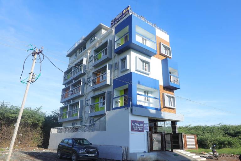 Rathna Inn