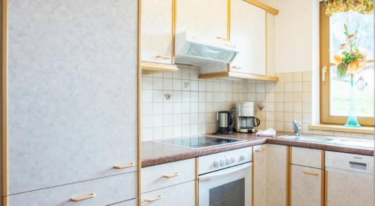 Nice serviced apartment with sauna & yard | Pet-friendly — photo 3