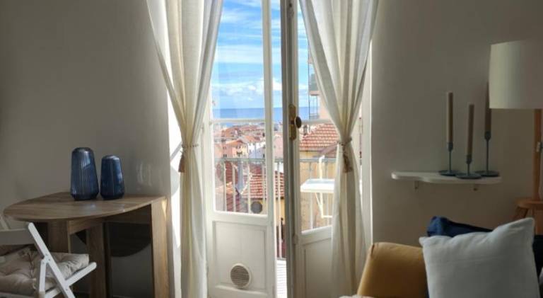 Rental apartment with 1 room for 4 persons in Sanremo