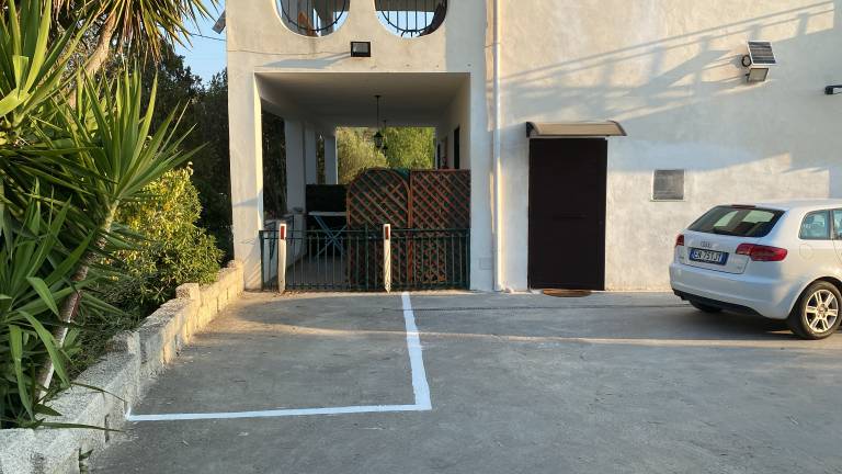 House with grill, terrace & garden | Garden view — photo 3