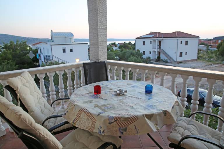 One bedroom apartment with terrace and sea view Seline, Paklenica (A-24806-b) in Starigrad