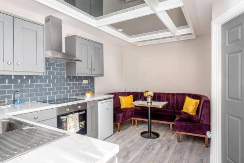 Chalet Easton
