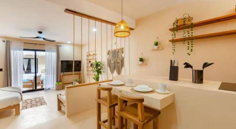 Holiday apartment with patio, private pool & garden | Perfect for remote work — photo 3