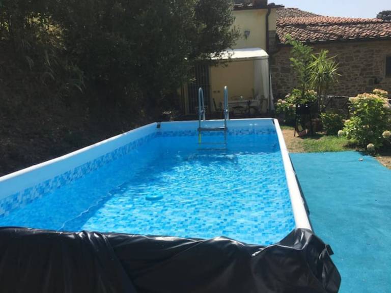 Vacation home with fast internet, pool & yard | Garden view | Perfect for remote work — photo 2