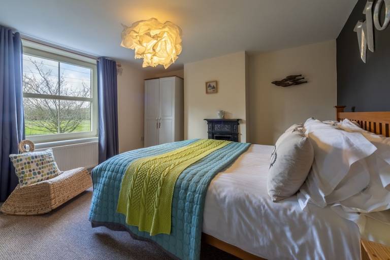 Cottage  Holt