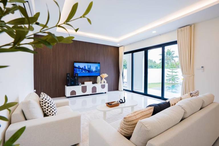 Villa with barbeque & pool | Suitable for remote work | Pet-friendly — photo 2