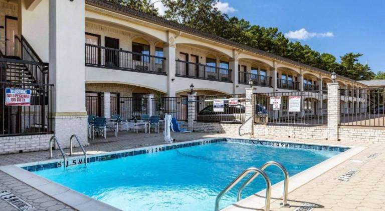Motel 6 Tyler, TX — photo 2