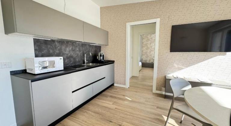 Pleasant apartment with yard & terrace | Pets allowed — photo 3