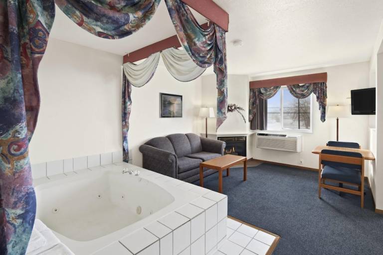 Motel  Swift Current