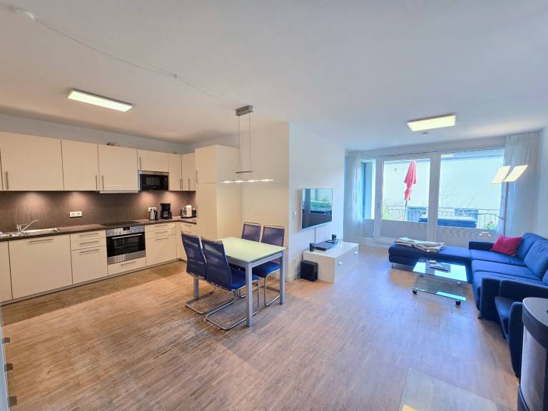 Ferienwohnung mit 1 Schlafzimmer, Kamin und Balkon — photo 5