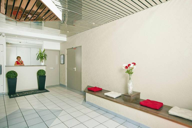 Serviced apartment with terrace — photo 5