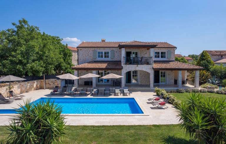 Ferienhaus in Brtonigla, Fiorini f&uuml;r max. 12 Personen