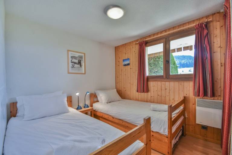 Family-oriented chalet with garden & BBQ | Mountain view | Next to the ski | Pets are welcome — photo 5