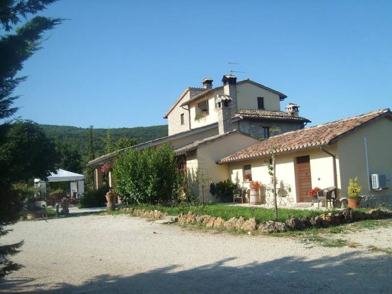 Fattoria Del Quondam: Camera Il Tiglio — photo 3