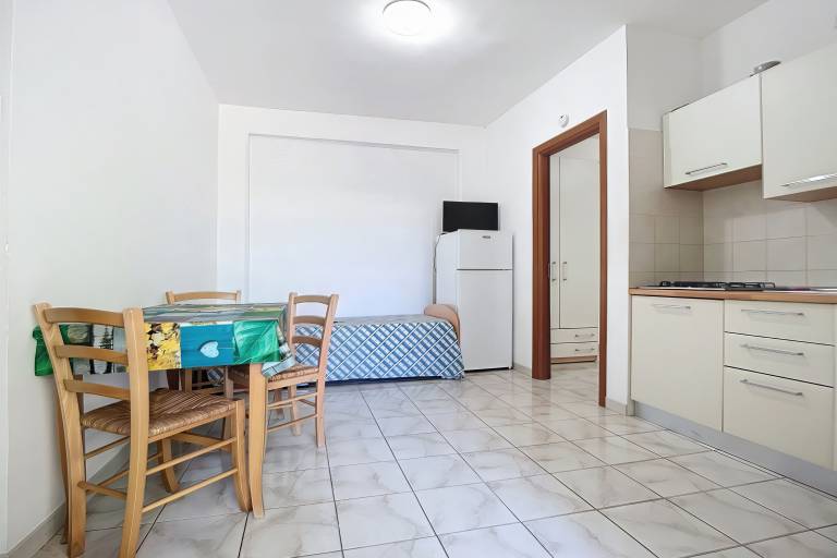 Children-friendly pleasant apartment with barbeque & pool | Garden view | Next to the beach | Dogs allowed — photo 4